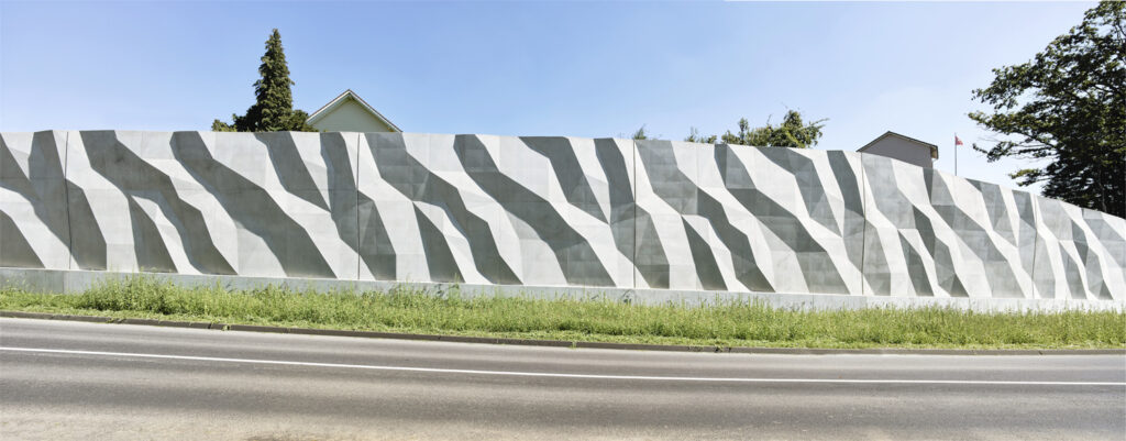 BARAKI - RIEDERBERG - INFRASTRUCTURE - Intégration d'un mur de soutènement sur une nouvelle route - photo (c) Nicolas Delaroche