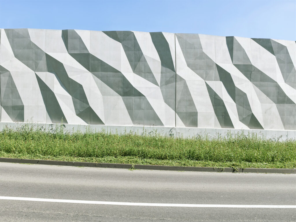 BARAKI - RIEDERBERG - INFRASTRUCTURE - Intégration d'un mur de soutènement sur une nouvelle route - photo (c) Nicolas Delaroche